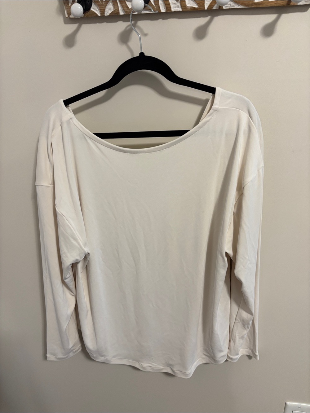 lululemon athletica Off-Shoulder Long Sleeve Top in Cream